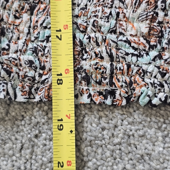 Anthropologie Printed Ruffle Blouse~Medium - Picture 12 of 15